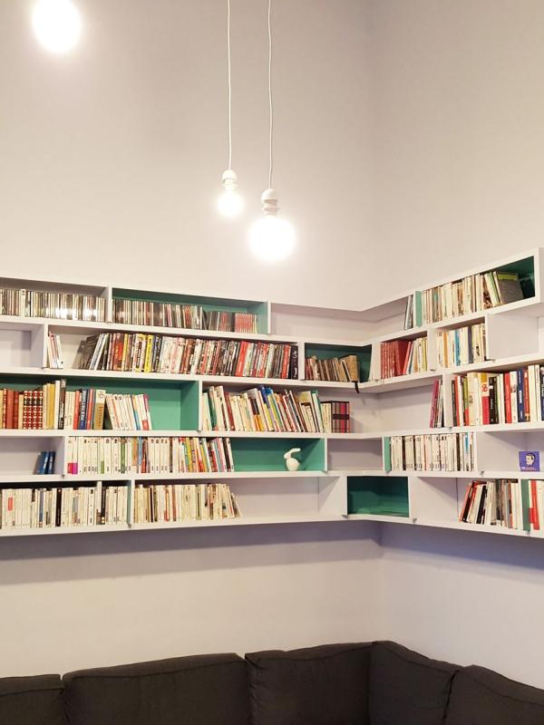 Bibliothèque étagère