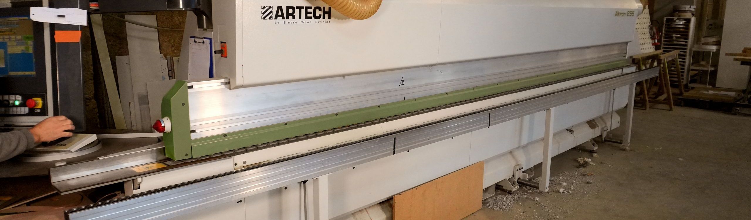  Plaqueuse de chants ARTECH Biesse Akron 855