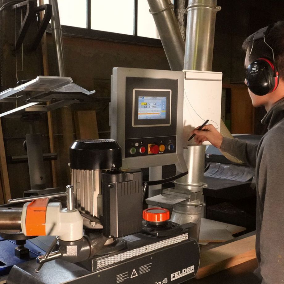 Réglage de la machine avnt l'usinage des pièces en sous-traitance