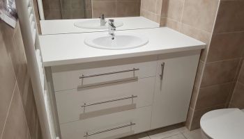 Réalisation d'un meuble de salle de bains