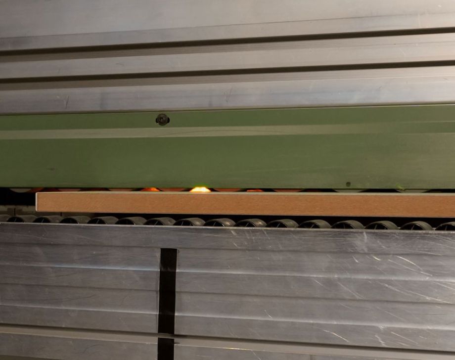 Passage de la pièce avec collage du chant après chauffage